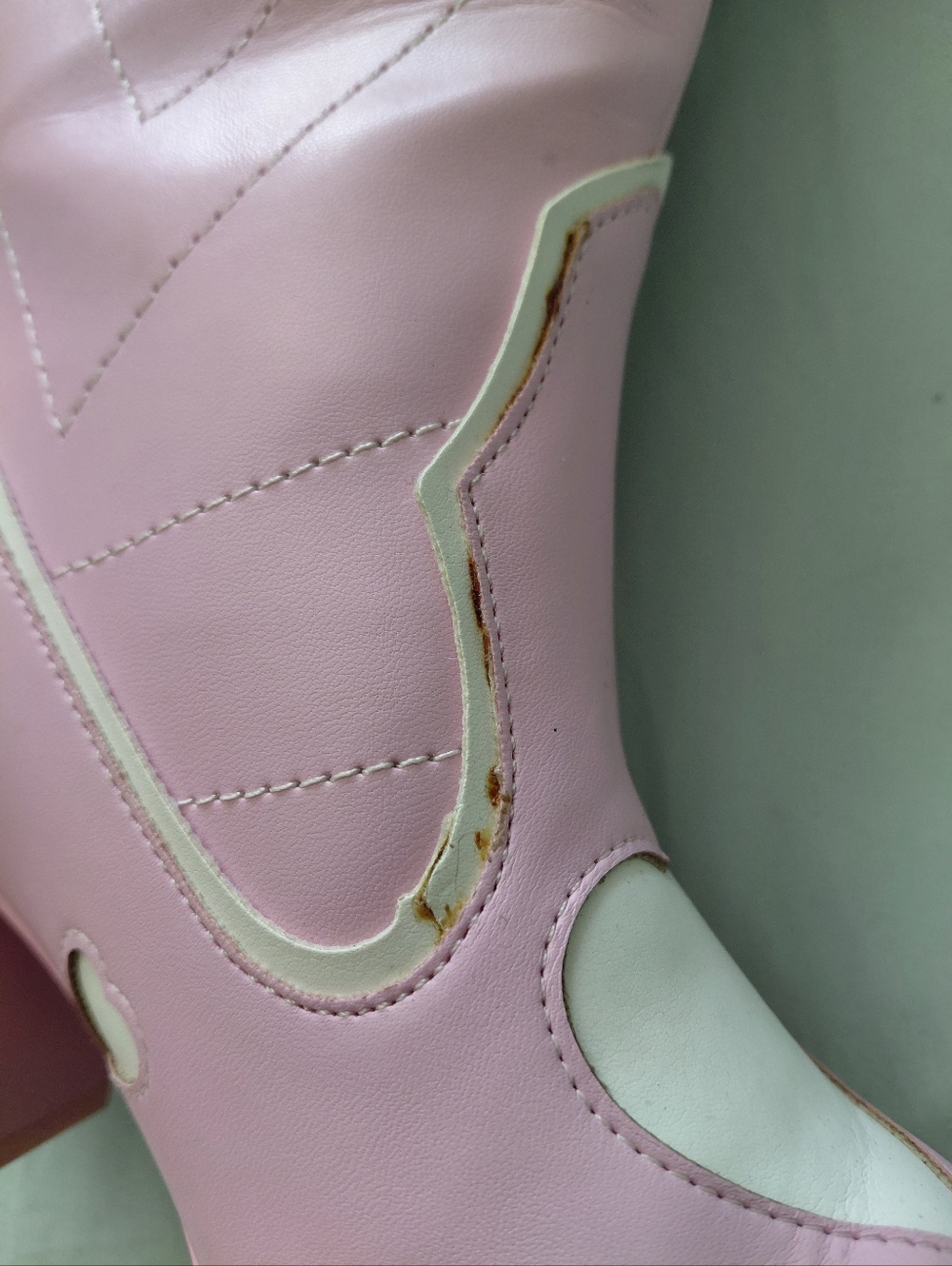 Chic Pink Heart-Patterned Boots - Picture 15 of 16